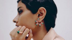 Новый бренд Mèroh представляет украшения для современных женщин