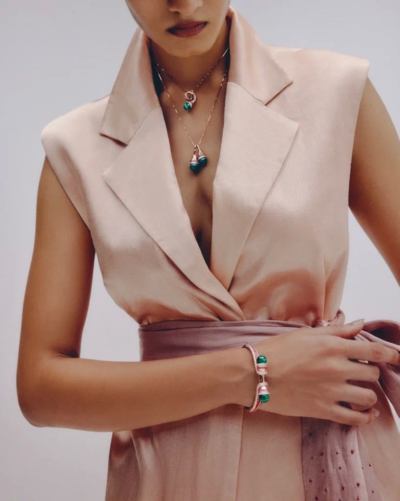 Новый бренд Mèroh представляет украшения для современных женщин