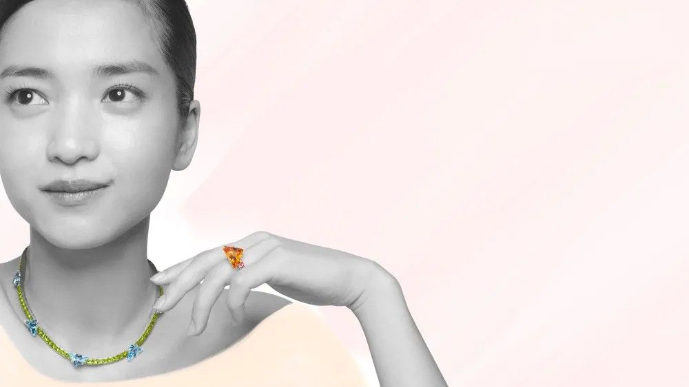 Ким Тхэ Ри в рекламной кампании Prada Fine Jewelry Couleur Vivante