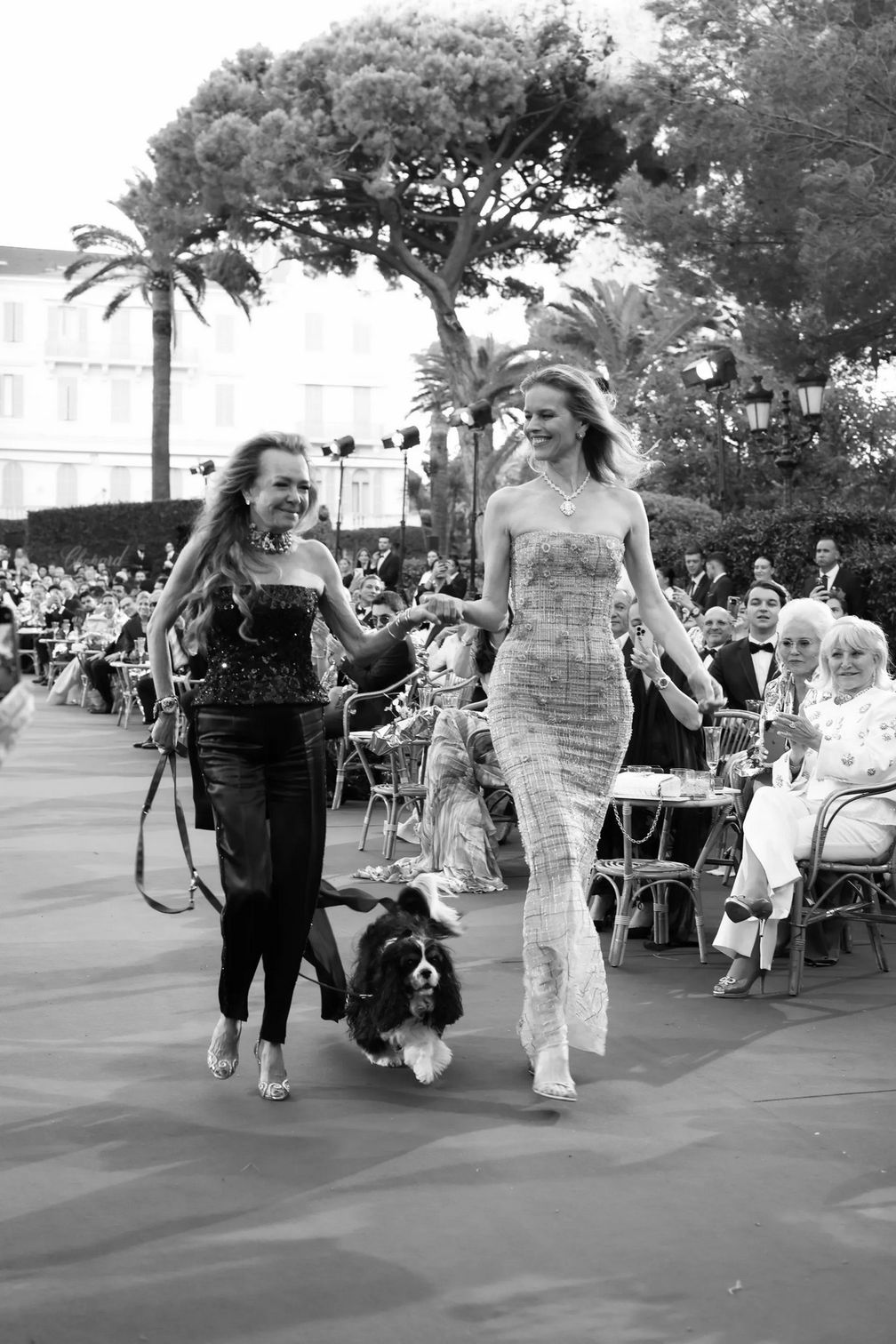 Каролин Шойфеле и Ева Герцигова с Байроном 