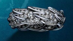 Tiffany & Co. представляет культовый мотив Bird on a Rock в новой смелой ювелирной коллекции