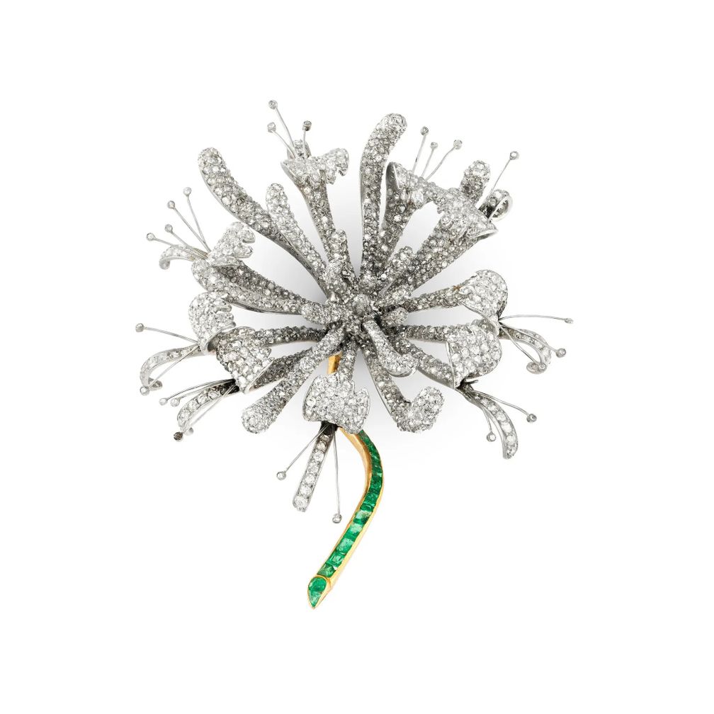 В Лондоне открывается выставка, где можно увидеть более 250 брошей