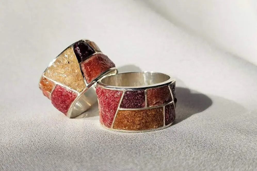 Винные кристаллы теперь сверкают на ювелирных изделиях