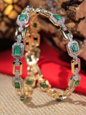 Какие украшения выбрать на празднование нефритовой годовщины свадьбы 