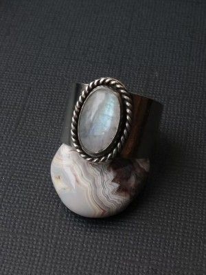 Какие украшения выбрать на празднование опаловой годовщины свадьбы