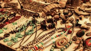 Камни октября: талисманы страсти и трансформации