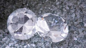 Камни апреля: символы силы и вдохновения