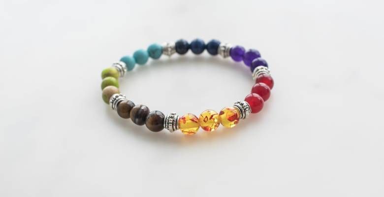 Таинственные камни ноября: символы мудрости и гармонии