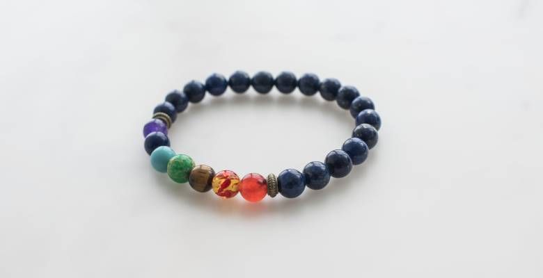 Сияющие камни декабря: талисманы мудрости и страсти