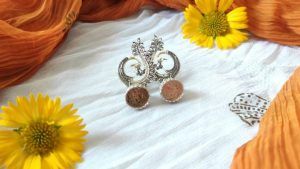 Какие украшения выбрать на празднование фаянсовой годовщины свадьбы (9 лет)? Какие украшения выбрать на празднование фаянсовой годовщины свадьбы (9 лет)?