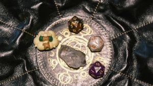 Камни сентября: Талисманы мудрости и внутренней силы