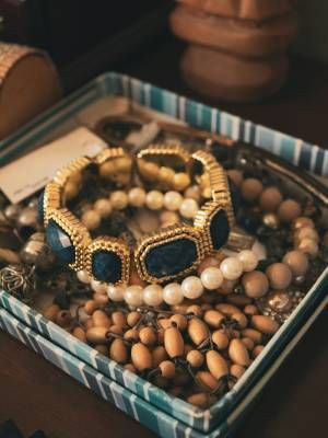 Камни октября