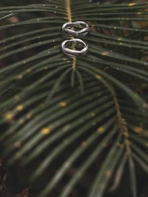 Какие украшения выбрать на празднование оловянной годовщины свадьбы