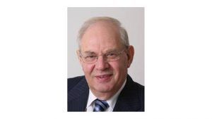 «Ботсване пора взять управление в свои руки»