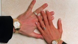 О часах, которые носили Виктория и Дэвид Бекхэм во время помолвки