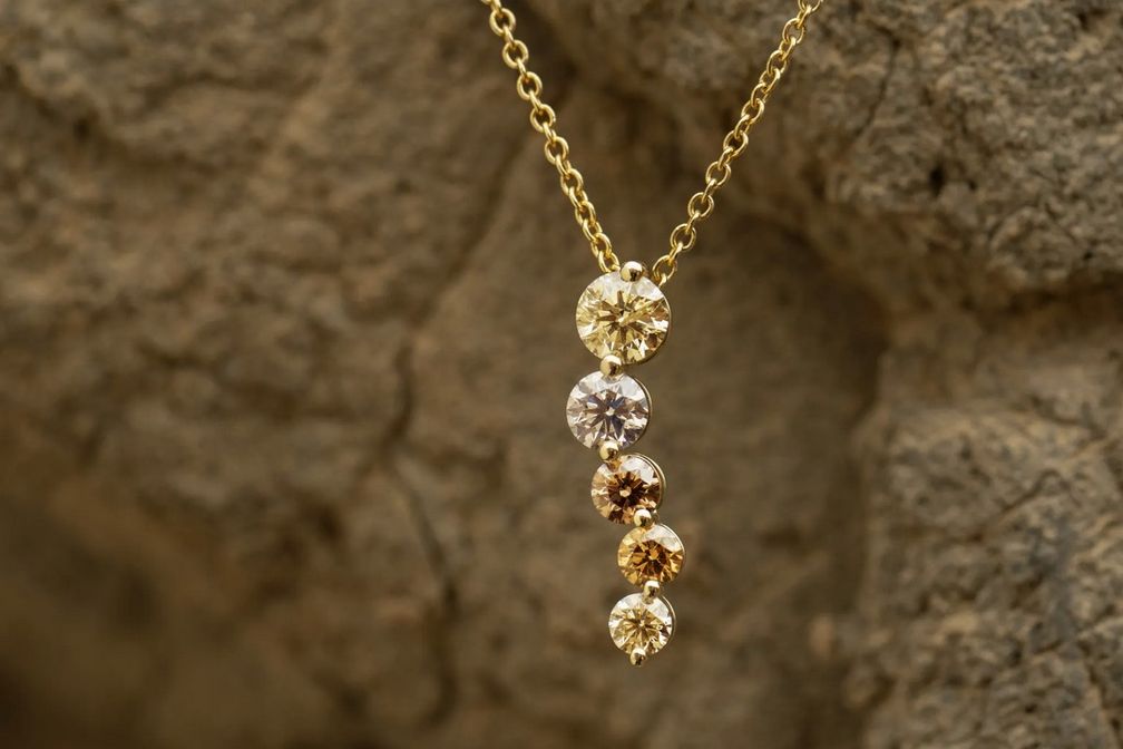 Новая рекламная кампания De Beers Desert Diamonds