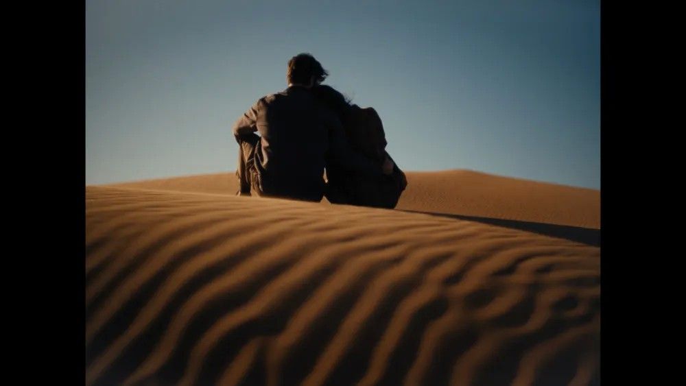 Новая рекламная кампания De Beers Desert Diamonds