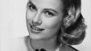 Грейс Келли задала тренд на кольца с бриллиантами огранки изумруд, ч. 2