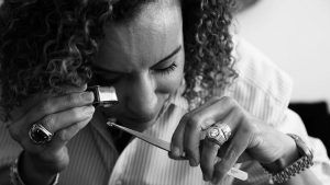 Лорен Харвелл Годфри снова и снова переосмысливает свое кольцо Лорен Харвелл Годфри снова и снова переосмысливает свое кольцо