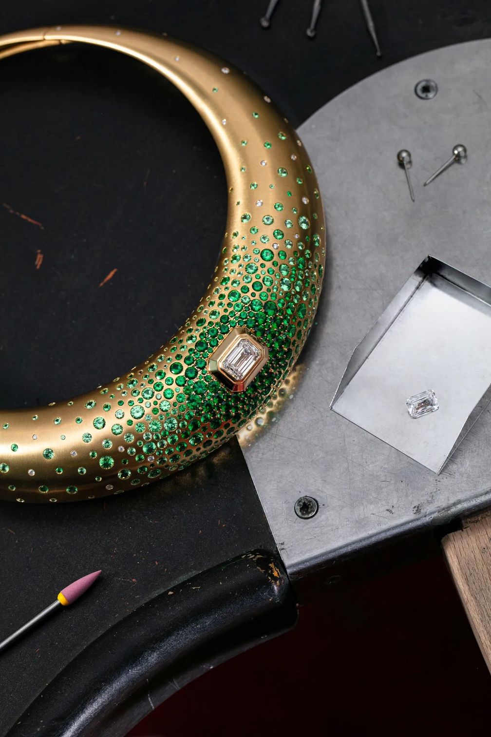 Колье Terra из коллекции высокого ювелирного искусства Terres d'Instinct