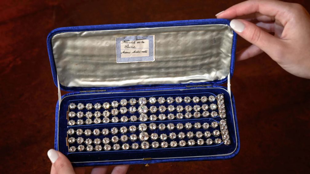 Потрясающая история драгоценностей французской короны, ч. 2