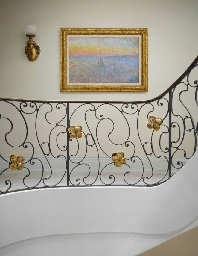 Элементы балюстрады Anémone, созданные Клод Лаланн