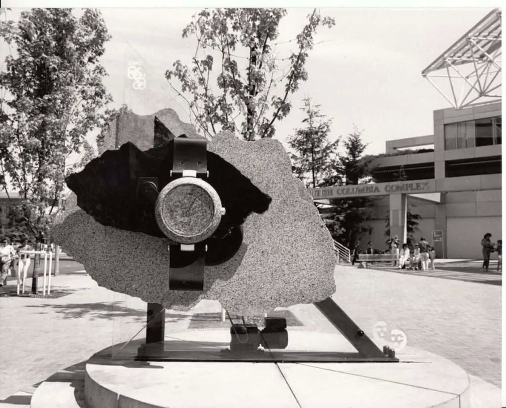 Инсталляция, посвященная часам Tissot RockWatch Инсталляция, посвященная часам Tissot RockWatch