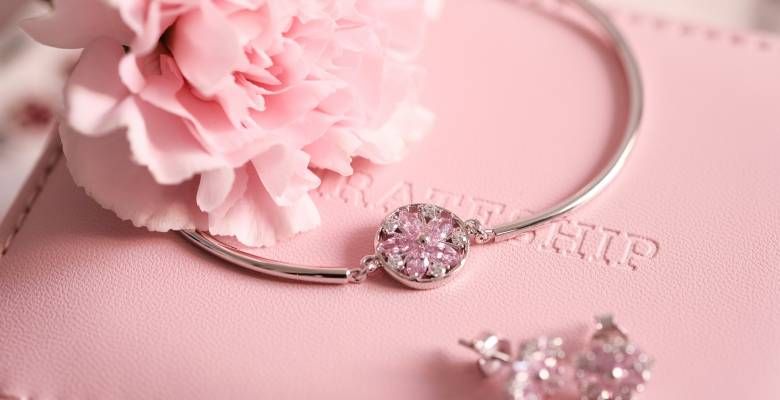 Украшения для психологов: стандартные и необычные идеи