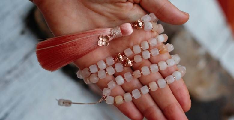 Украшения по гороскопу цветов: что выбрать Ромашке