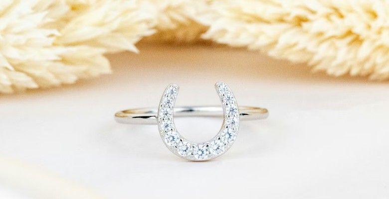 Украшения по гороскопу цветов: что выбрать Магнолии