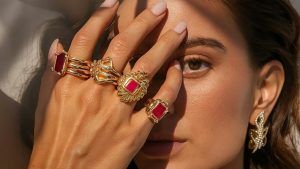 Украшения по гороскопу цветов: что выбрать Маку