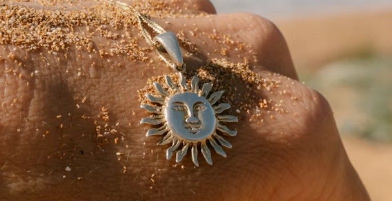 Украшения для астрономов и любителей космоса: стандартные и необычные идеи