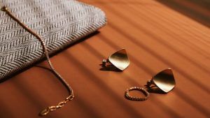 Украшения для юристов и судей: стандартные и необычные идеи Украшения для юристов и судей: стандартные и необычные идеи