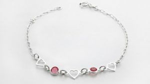 Украшения по гороскопу друидов: что выбрать Яблоне