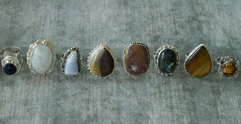 Какие украшения выбрать на празднование земляной годовщины свадьбы (41 год)?