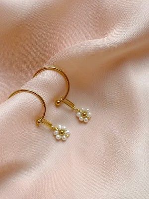 Украшения по гороскопу цветов