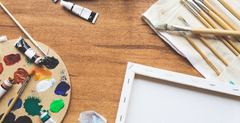 Украшения для художников стандартные и необычные идеи