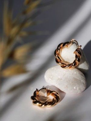 Украшения по гороскопу цветов