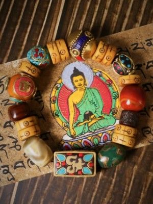 Украшения для любителей йоги