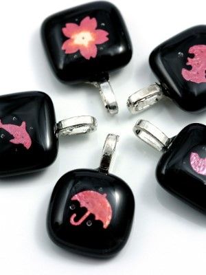 Украшения для книголюбов