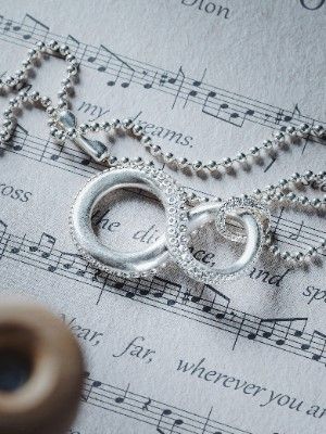 Украшения для музыкантов