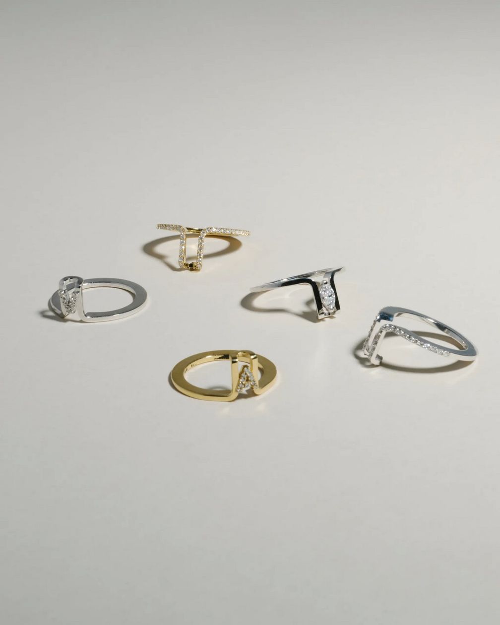 Дизайн кольца Lil Cover от Lil Milan