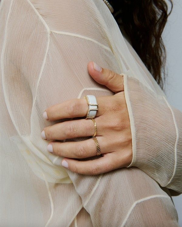 Кольцо Lil Cover и украшения от Lil Milan