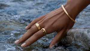 Ernest Jones представляет новую коллекцию украшений