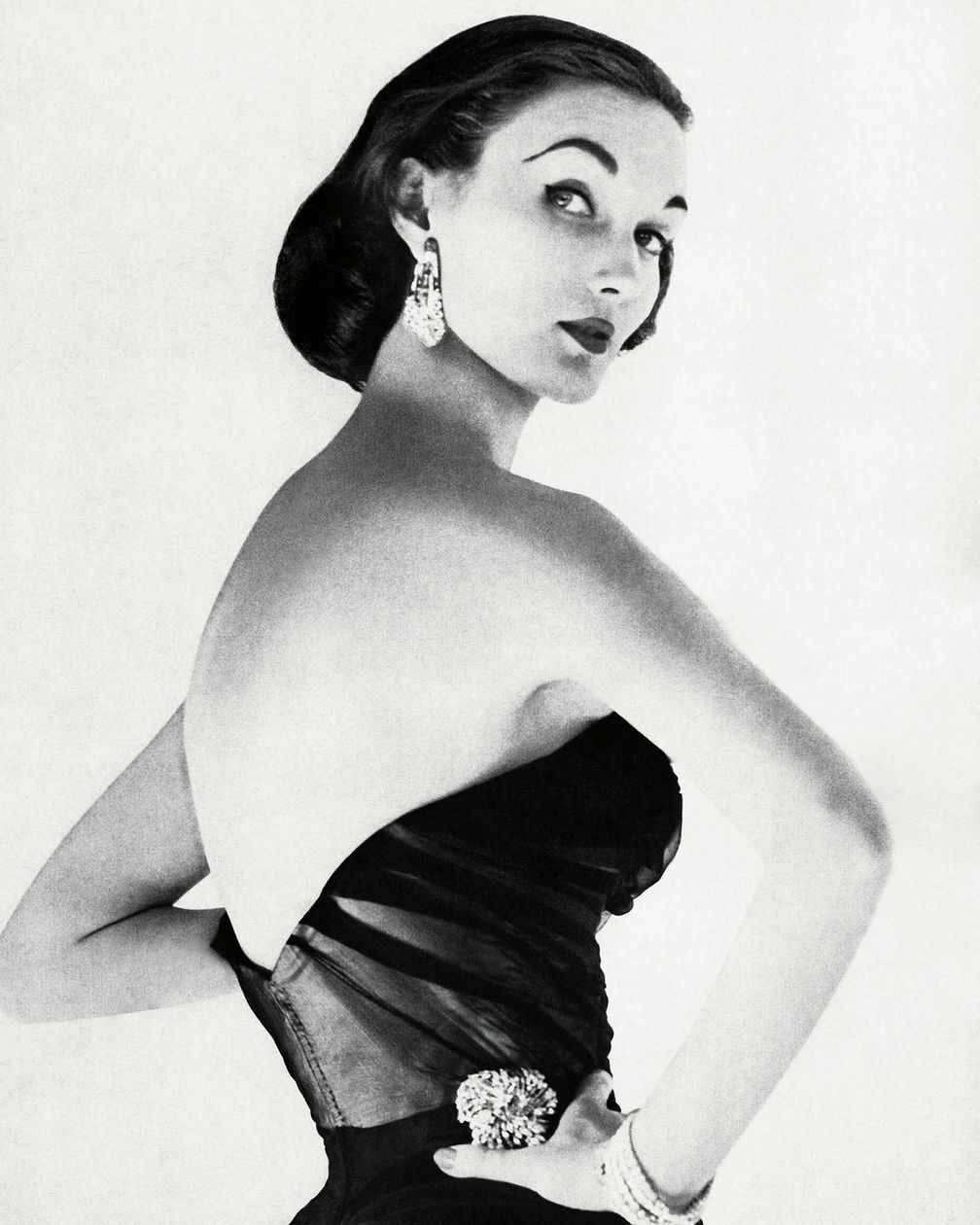 Архивное изображение модели Эвелин Трипп в украшениях от Harry Winston