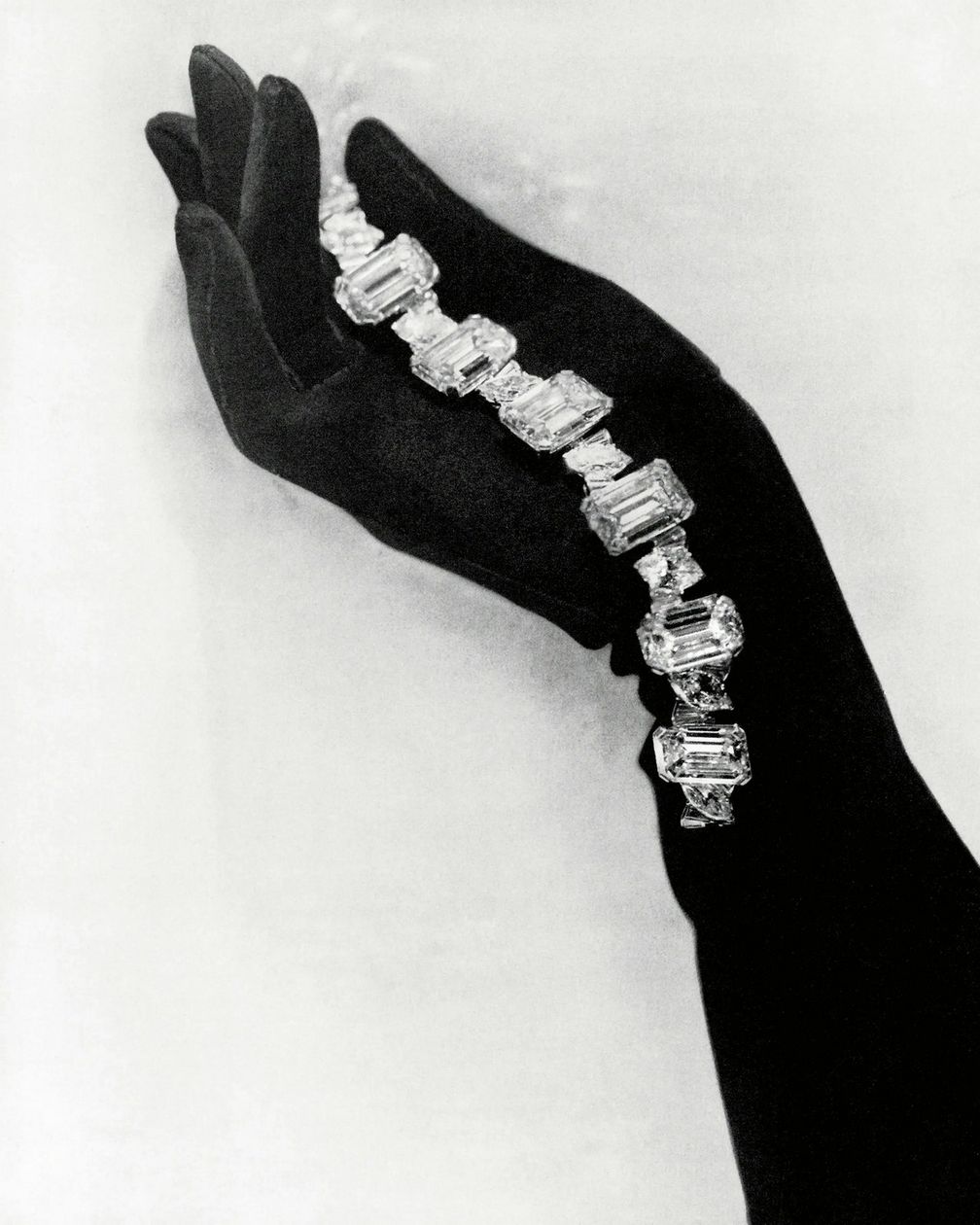 Архивное изображение браслета от Harry Winston