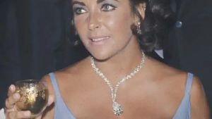 О дружбе Элизабет Тейлор и Лоррейн Шварц, ч. 2 О дружбе Элизабет Тейлор и Лоррейн Шварц, ч. 2