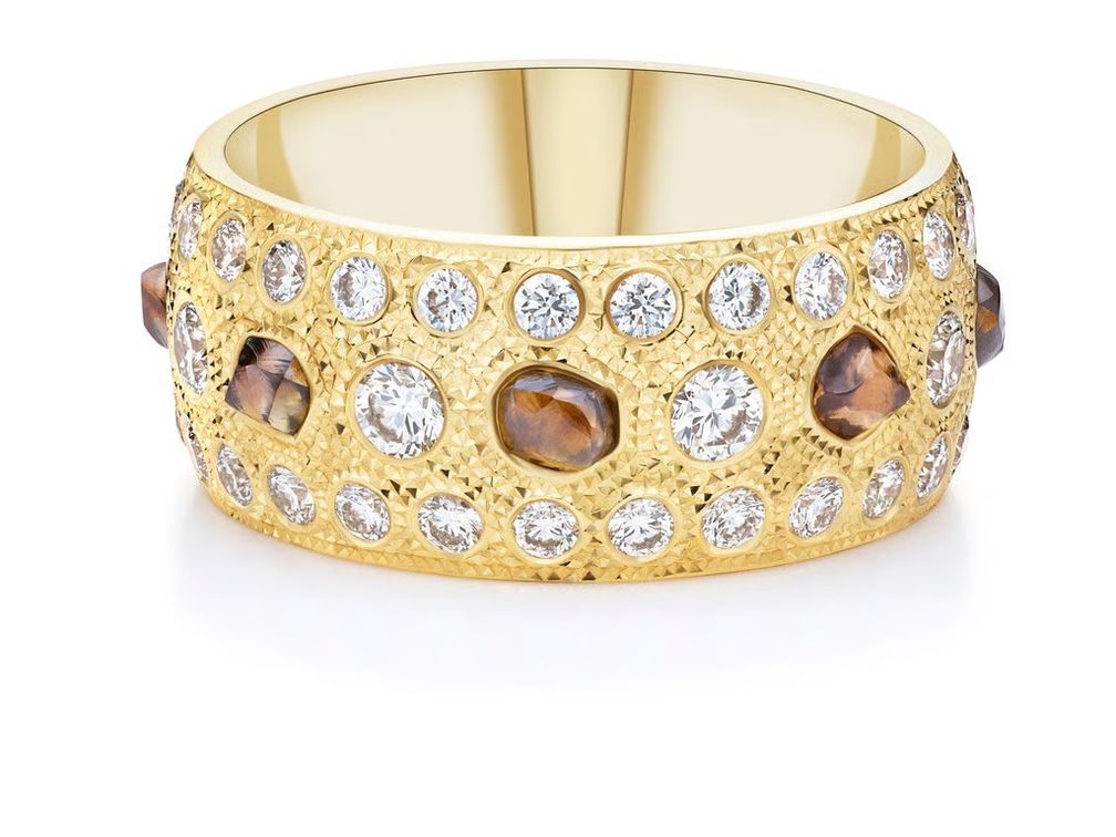 Большое кольцо Talisman от De Beers