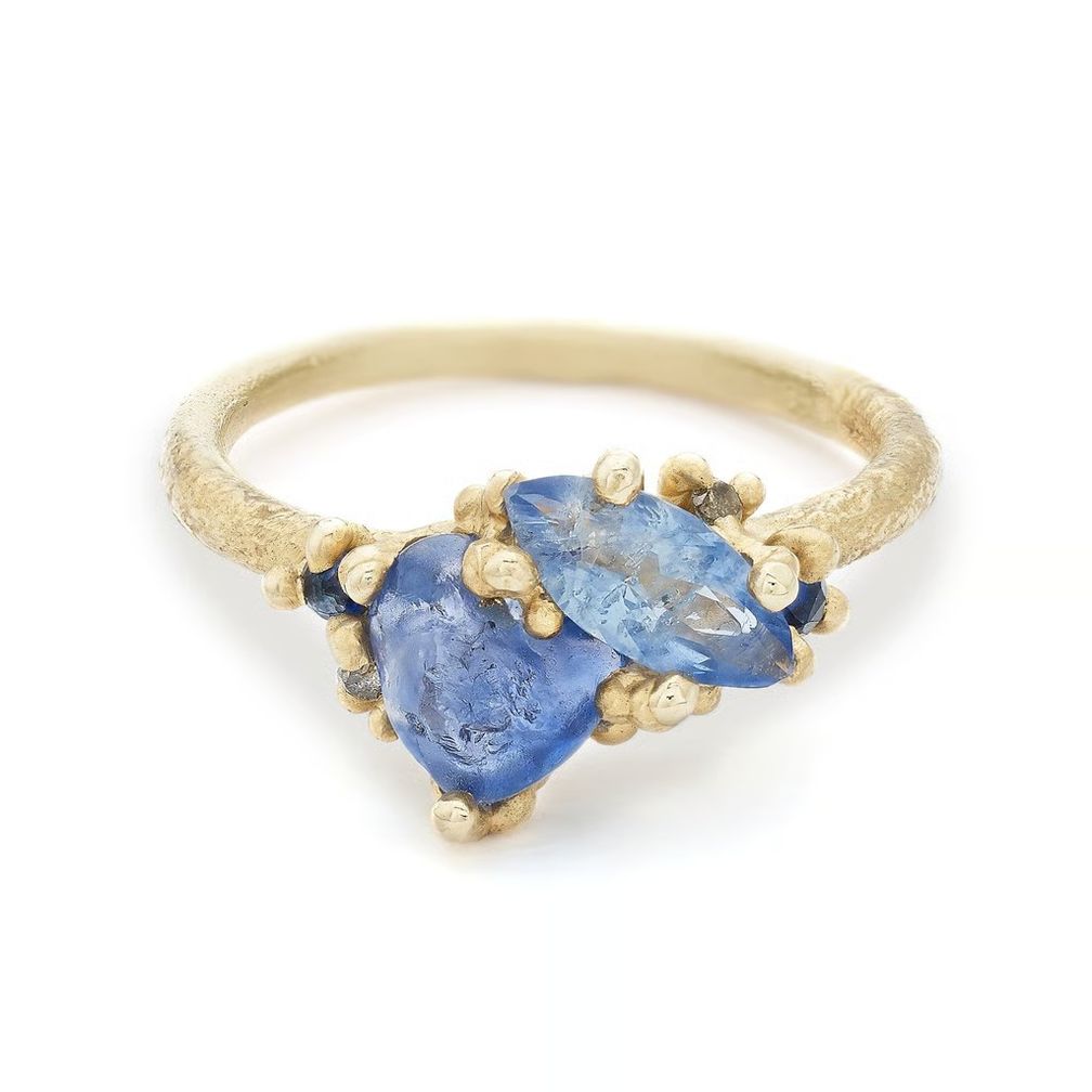 Асимметричное кольцо с сапфирами от Рут Томлинсон