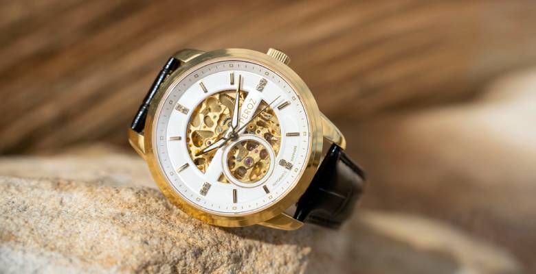 Украшения для спасателей МЧС: стандартные и необычные идеи